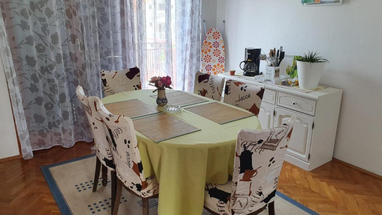 Apartmani Sofia Njivice Esterno foto