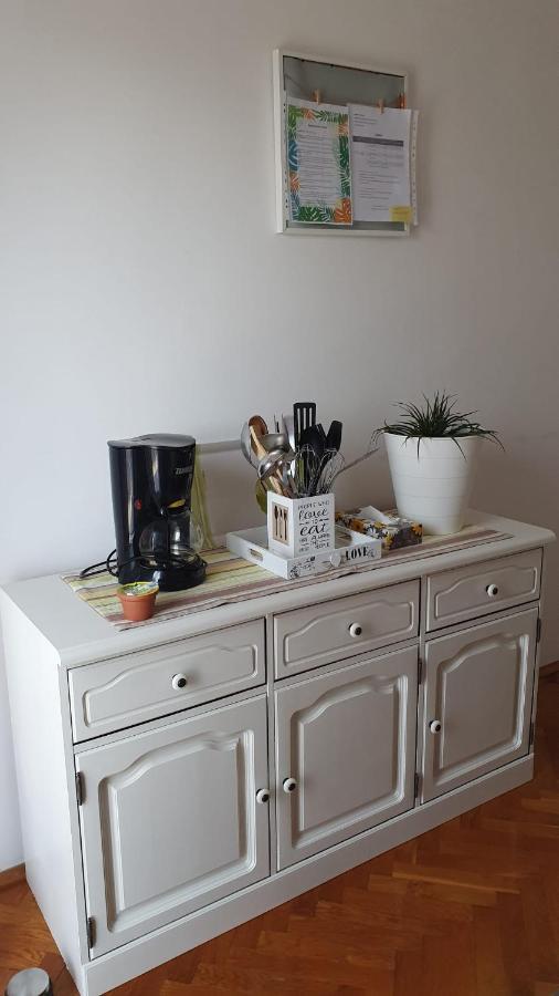 Apartmani Sofia Njivice Esterno foto