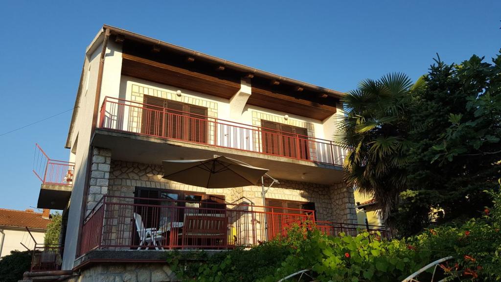Apartmani Sofia Njivice Esterno foto