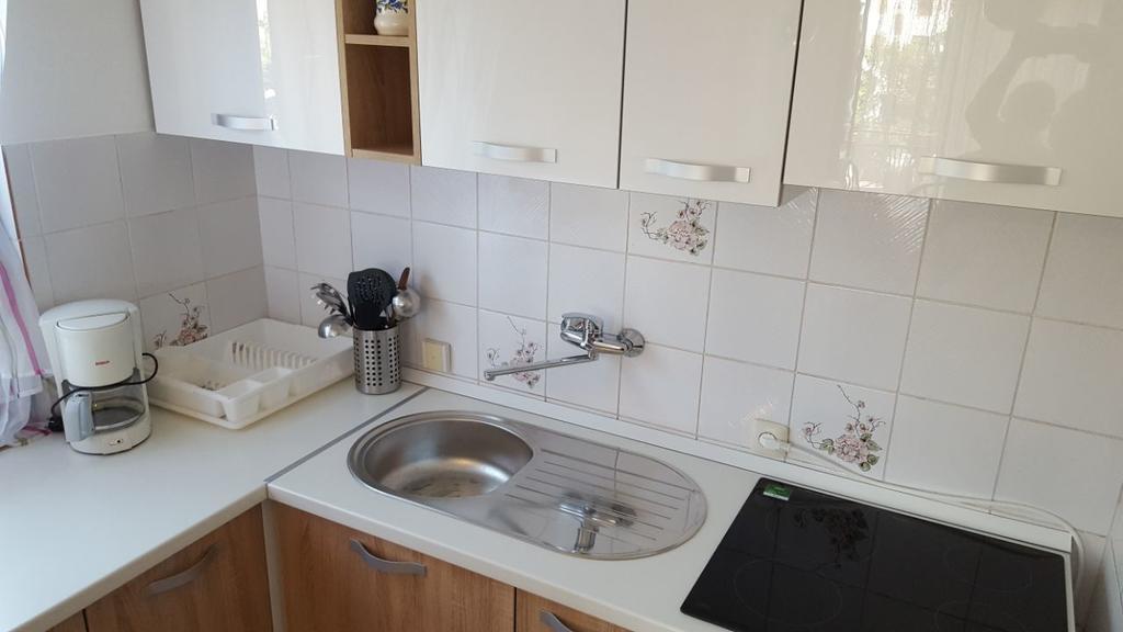 Apartmani Sofia Njivice Esterno foto
